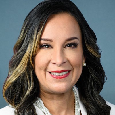 Monica De La Cruz